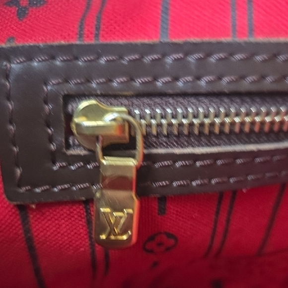 Neverfull Louis Vuitton Brown Damier MM Tote with Dust Bag! - Picture 4 of 14